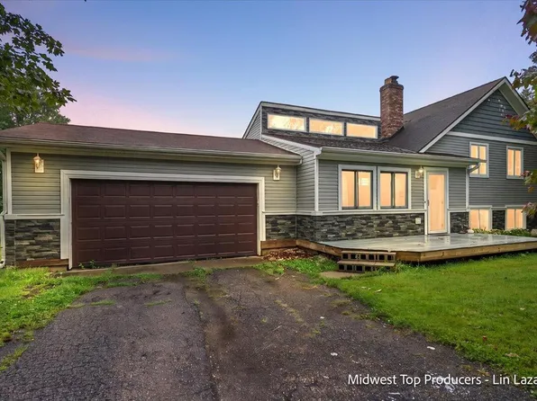 11152 Southbrook Dr, Ceresco, MI 49033