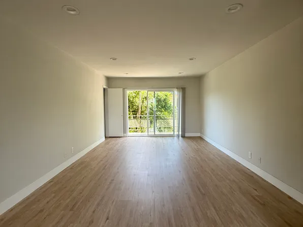4747 Haskell Ave, Encino, CA 91436