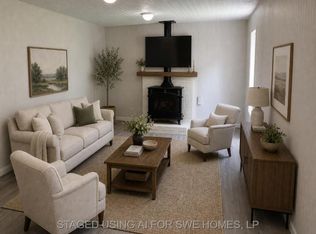 1329 Adams Rd, Bay City, TX 77414