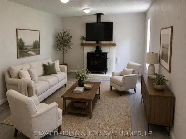 1329 Adams Rd, Bay City, TX 77414