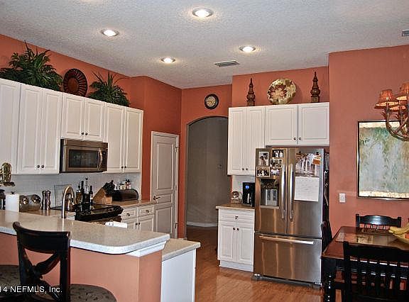 3rd image of 8051 Mount Ranier Dr