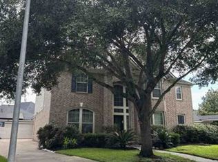 330 Silver Creek Cir, Richmond, TX 77406