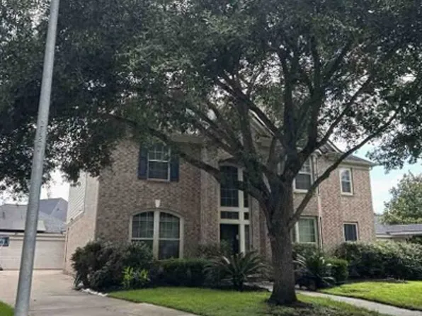 330 Silver Creek Cir, Richmond, TX 77406