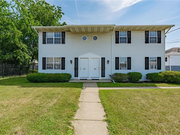 25 N 8th St #17, Emmaus, PA 18049