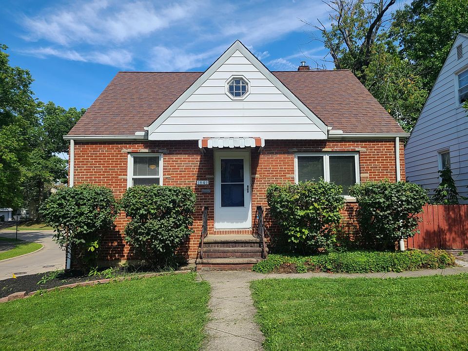 1st image of 1841 Grand Blvd