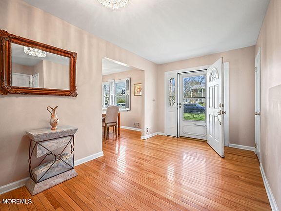 4th image of 29 Millay Road