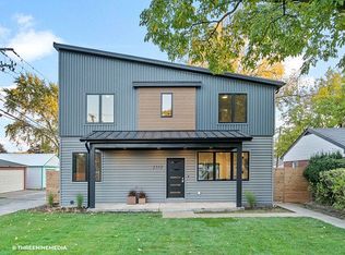 2312 Greenleaf St, Evanston, IL 60202