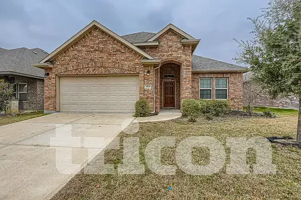 1820 Abby Creek Dr — Photo 2