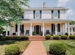 409 Stonehaven Commons Ct, Saint Matthews, KY 40207