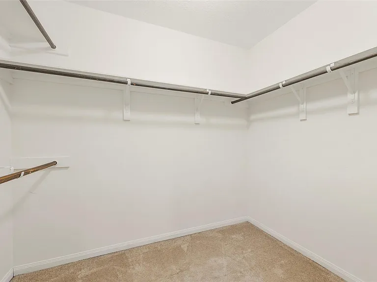 210 Leisure Dr — Photo 24
