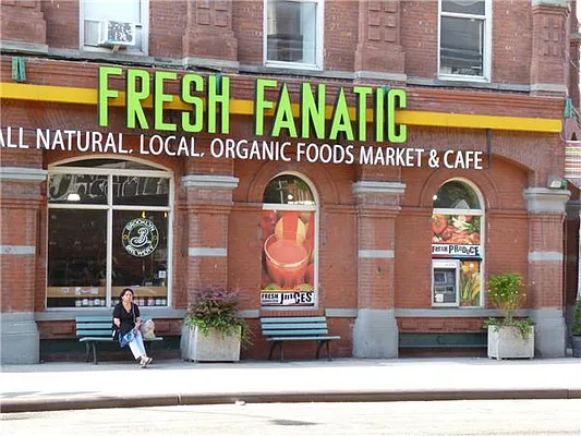 Rented by R New York | media 27