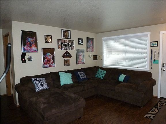 4th image of 306 W Wallace St