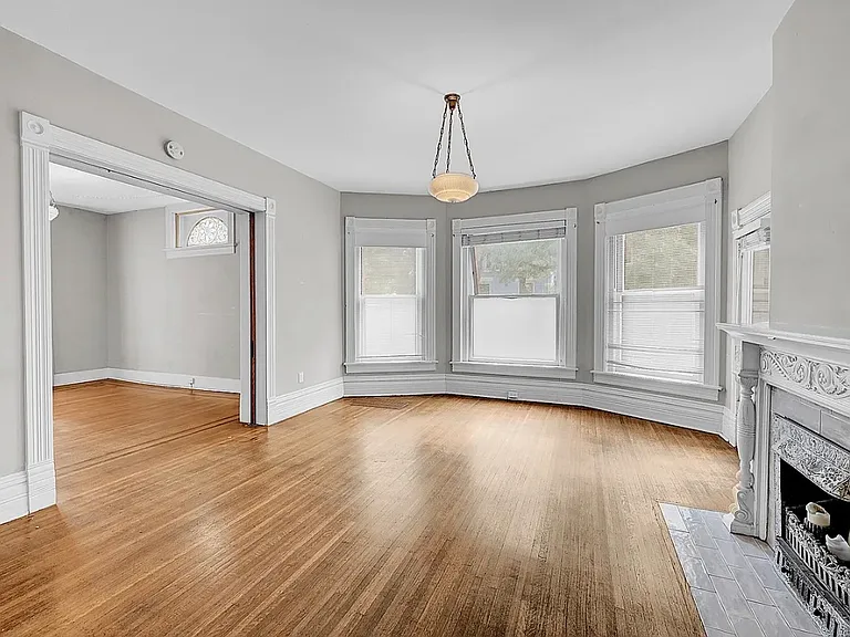 2125 E 13th Ave — Photo 33