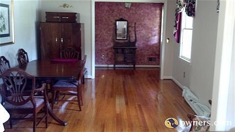 FRONT FORMAL LIVINGROOM