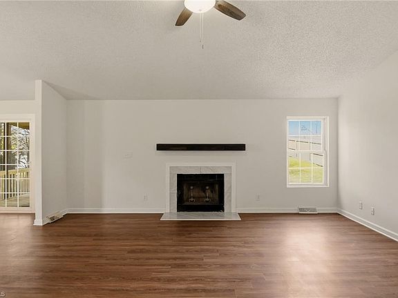 5th image of 4217 Chilton Way