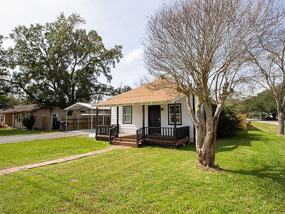 3rd image of 1819 Key St