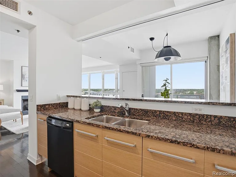 432 S Washington Ave #905 — Photo 10