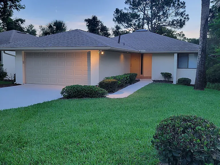 178 Turnberry Cir — Photo 1