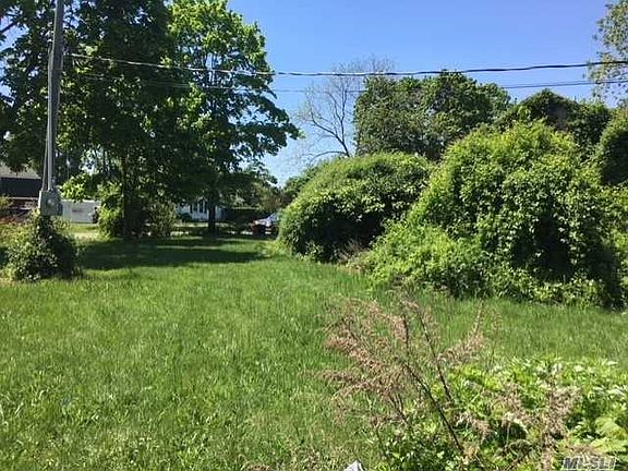 5th image of 259 Bay Ave
