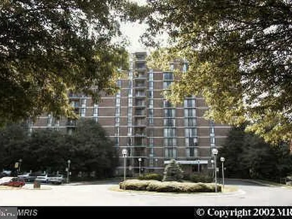2311 Pimmit Dr APT 1214, Falls Church, VA 22043