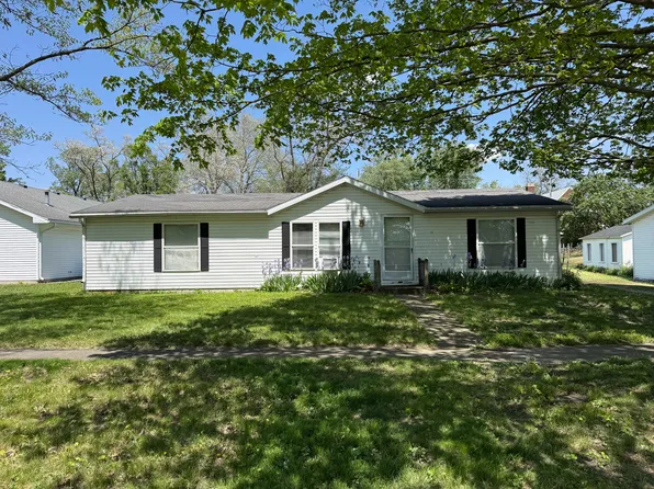 155 E Concord St, Sheldon, IL 60966
