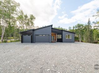 1870 S Laurie Meadows Dr, Wasilla, AK 99623
