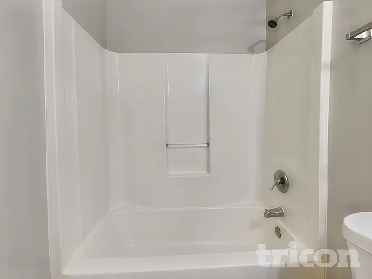 1903 Duke Adam St — Photo 13