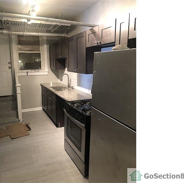 1st image of 3422 W Grenshaw St #1
