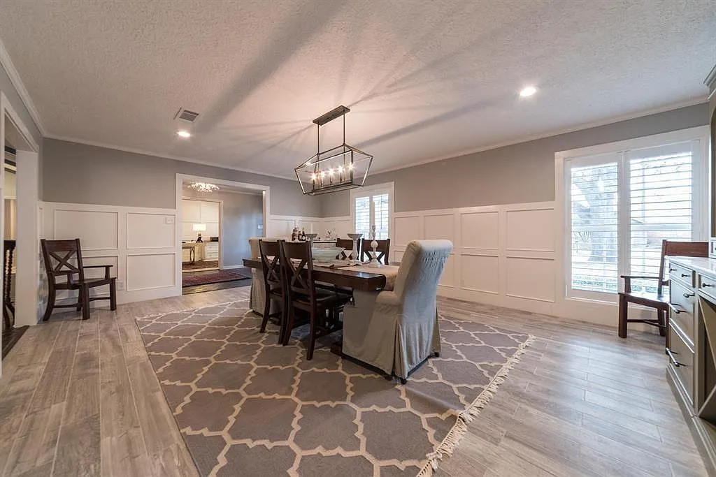 3 bed, 3.5 bath, 4026 sqft, $4,500 — Photo 4