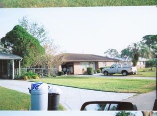 215 Robin Ave, Sebring, FL 33870