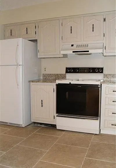 534 Orange Dr — Photo 3