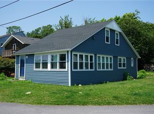 5 Nichol Ave, Warwick, RI 02886