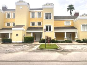 1310 Seven Eagles Ct, Reunion, FL