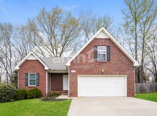 333 Woodtrace Dr, Clarksville, TN