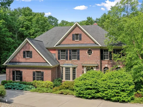 216 Woodhurst Ter, Wexford, PA 15090