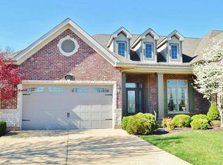 336 Torrey Pines Cir, Washington, MO 63090