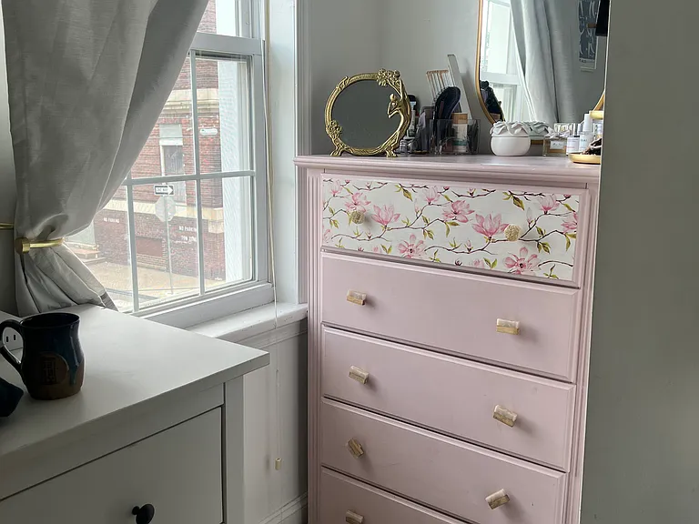 2nd floor bedroom. ( Furnished by current tenants).