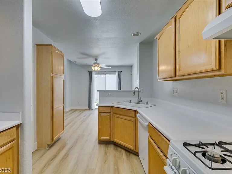 199 Oro Canyon St — Photo 22