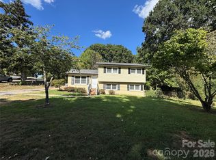 8509 Idlewild Rd, Charlotte, NC 28227