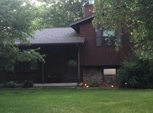 6317 Sighting Rd, Mc Farland, WI 53558