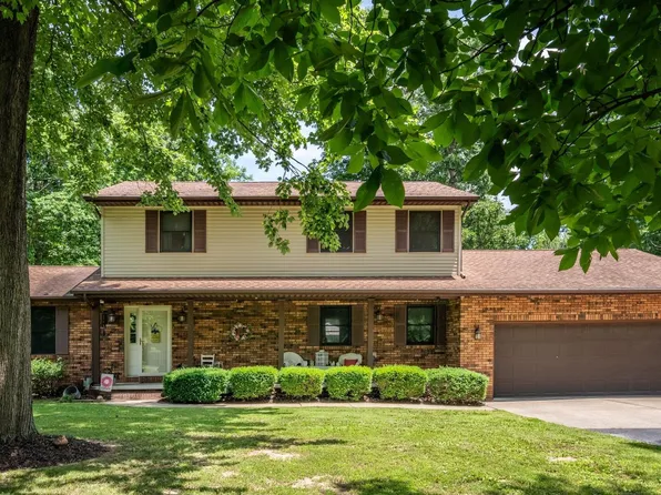 11616 Sherry Lynn Dr, Carbondale, IL 62901