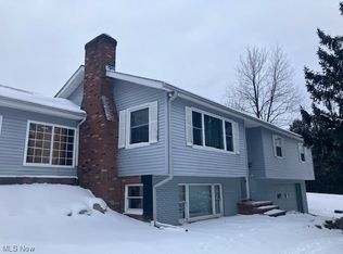 14495 Peckham Rd, Burton, OH 44021