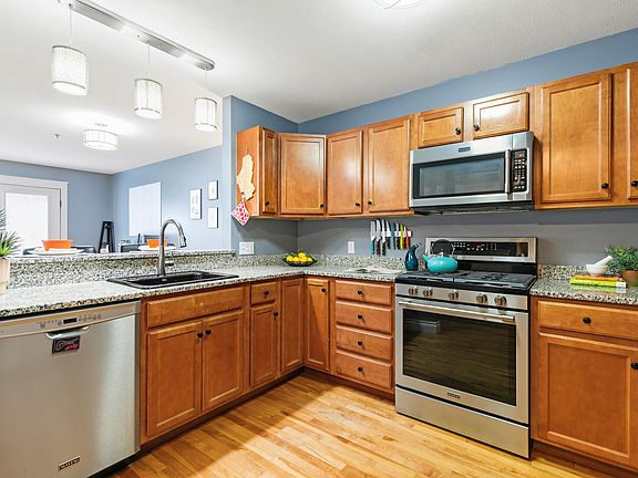 3rd image of 96 Ocean Street #14