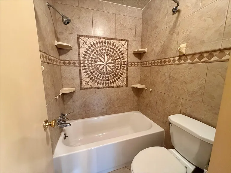 13323 Wells River Dr — Photo 12
