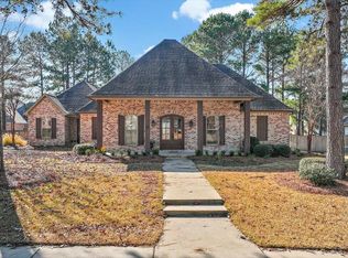 111 Winterbury Dr, Madison, MS 39110
