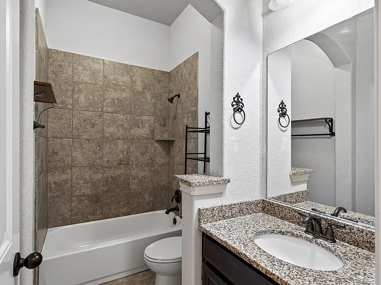 219 Woods Of Boerne Blvd — Photo 19