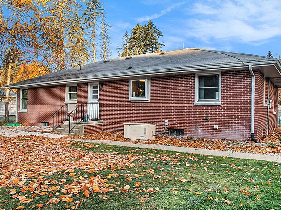 3rd image of 21158 State Road 120