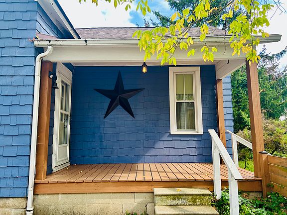2nd image of 2593 Dayton Ave