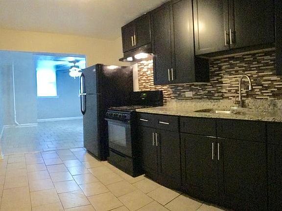 5th image of 6645 S Saint Lawrence Ave #G
