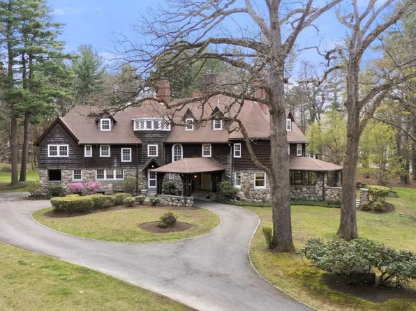 650 Canton Ave, Milton, MA 02186